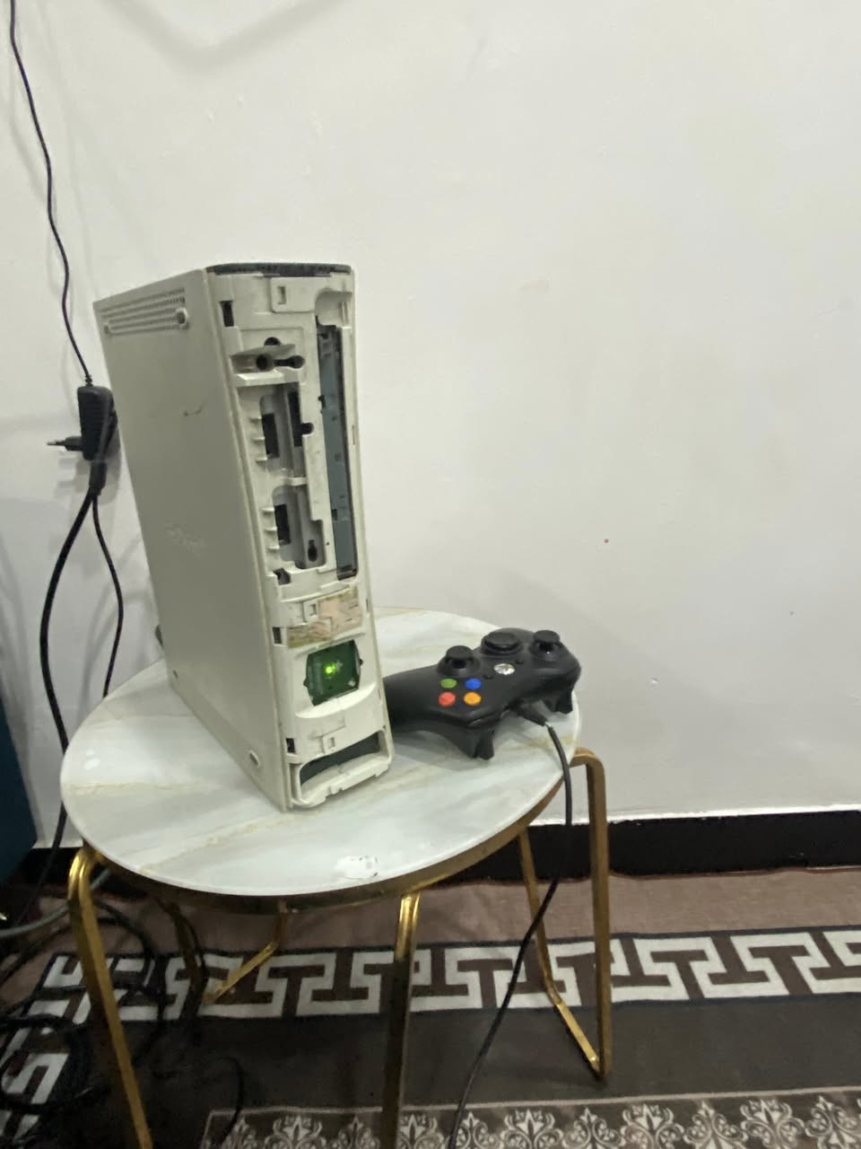 اكس بوكس360 فات شغال اي خلل مابي
نقص بس الهارد والغطاء مال وجه
مثل متشوفون بالصور الجهاز مكفول تفحص وتاخذ
مع جوستك واير اصلية وكامل ملحقات الجهاز
 مكاني بغداد الدوره
وعندي توصيل🚚


**إذا كنت صاحب هذا الإعلان وتريد حذفه لأي سبب، رجاءا أرسل رسالة إلى الدعم الفني**