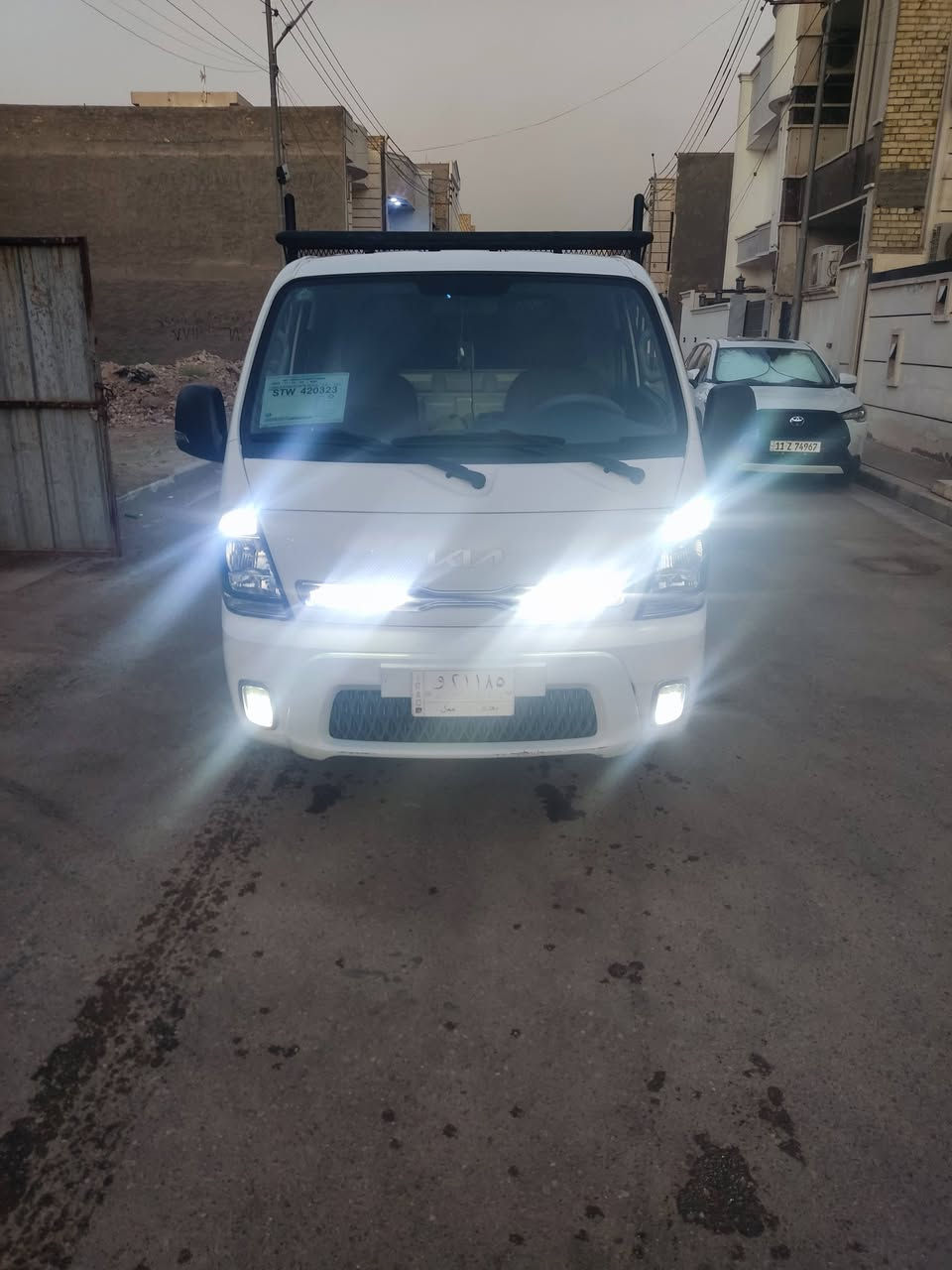 كيا بنكو 2023 مكفولة كفالة عامة ماشية 58 
فول مواصفات مكفولة كفالة عامة محرك 2700
السيارة باسمي تحويل مباشر جاهزة وبعدها بحالة الزيرو 
مكاني بغداد الدورة حي دجلة للاستفسار ***********

ملاحظة ابيع بدون محجر..
