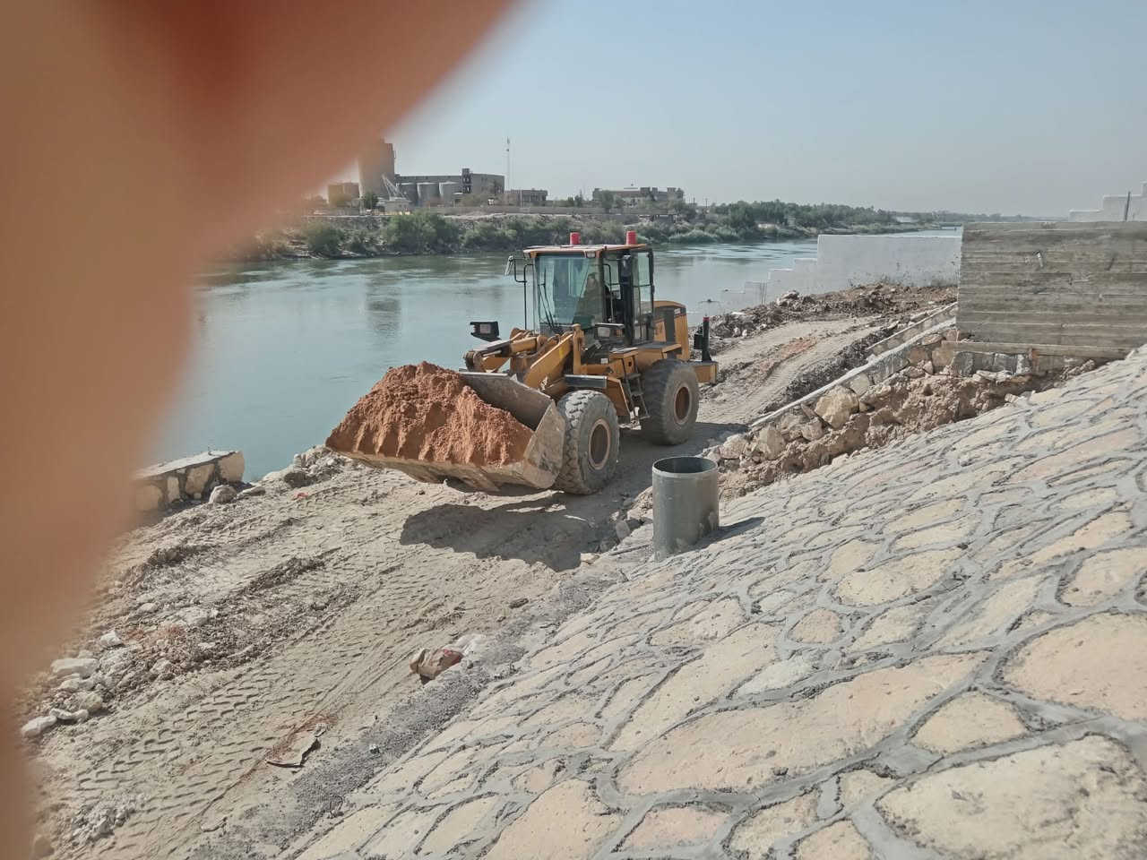سلام عليكم.  شفل كتر حجم (٩٣٨) رقم بقداد يرهم مراوس ببكم عالي ٦ سلندر حسب القناعة الاستفسار ***********
