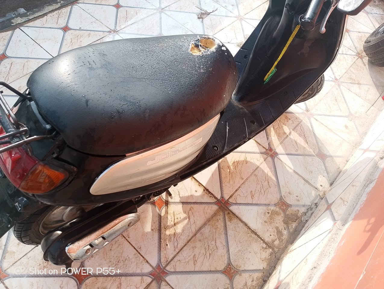 السلام عليكم دراجه منغولي 60 خطين شغاله هندر دراجه مابيها شي تشتغل بس خلله تذب  بانزين من الكابريته عوزها كابريته جديده وترجع توب العنوان ناصريه مركز للاستسفار ***********
