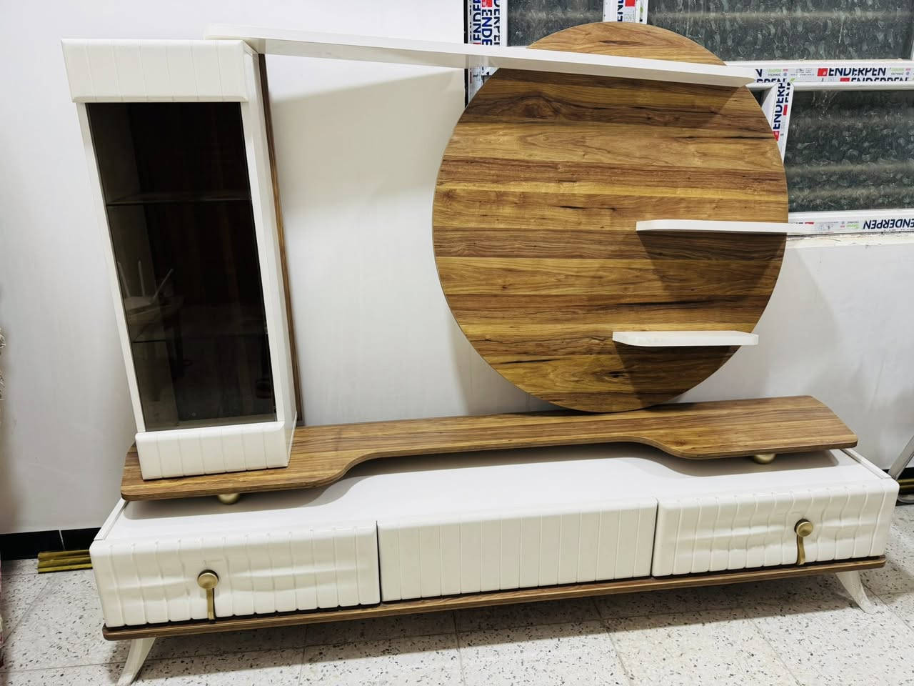 السلام عليكم غراض مال بيت كلهن نضيفات وسعارهن حلوه *********** واتساب
