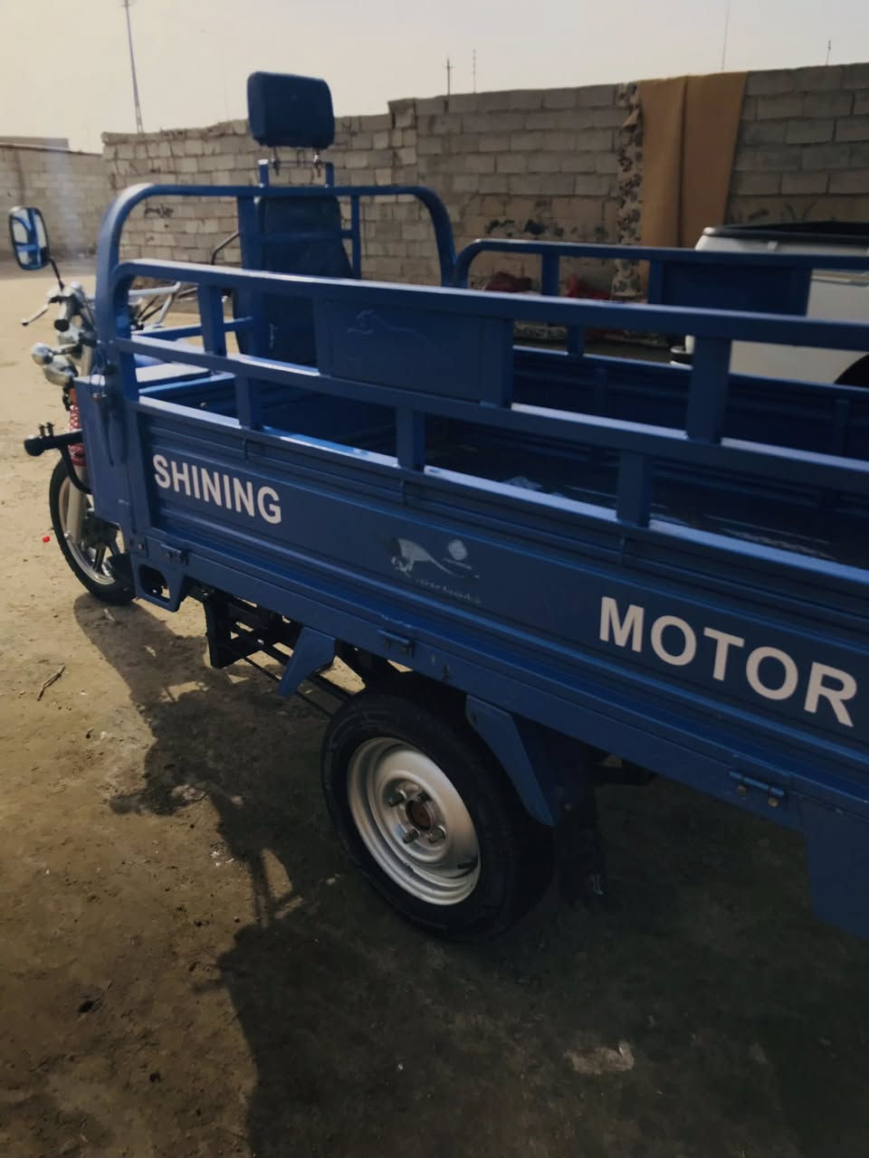 سلام عليكم ستوته للبيع موديل 23اوراق اصولي ما عيزه برغي مكفوله شاصي ومكينه خير من الله ستوته جديده ما متعوبه مكان سماوه رميثه ليريده يراسلني خاص او يتصل ***********سعر 2250وبيه مجال
