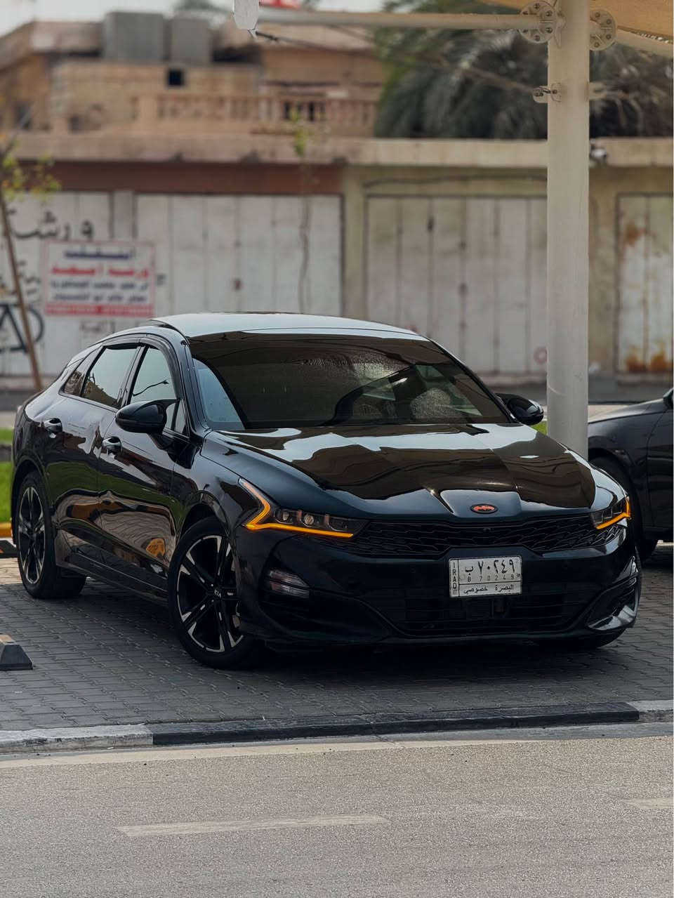 سلام عليكم 
كيا كي فايف للبيع 2021 مواصفات الجيتي لاين فول بنوراما .  
ماشية 67 ميل 
رقم السيارة بصرة ب معوقين ( وكالة ثاني يوم ) راعية بالبصرة . 
حادث السيارة بامريكا كلش خفيف صبغ قطعتين مدكر وبنيد والصور مرفقة بالمنشور ، 🛑 يوجد فيها مكانين بارد اقل من الشبر بدون صبغ على وضعة ما مصلحهن .. 

📍المكان السيارة البصرة . 
سعر السيارة ( 160$  ورقة وبية مجال ) 
الهاتف 
*********** 
*********** البصرة, العراق
