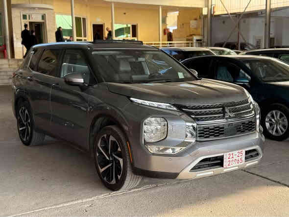 السلام عليكم 
اوتلندر  موديل : 2023 فول فول 
اللون :  سلفر 
سعر :235ومجال 
حجم المحرك : 2.5L 
امامى و خلفى كبس 
ملاحظة السياره  : بدون صبغ 🔴 بس دعاميه 

فول فول مواصفات 1/1
دةبل اكسل 𝟒𝐱𝟒
كيج الكتروني 
 بصمة ابواب 
بصمة تشغيل 
تشغيل عن بعد : 𝐑𝐄𝐌𝐎𝐓𝐄 𝐒𝐓𝐀𝐑𝐓
سستم سماعات 🔊 𝐁&𝐎
شاشة كبير لمس
شحن وايرليس
كاميرا
هاند بريك بصمة
اوتو هولد : 𝐀𝐔𝐓𝐎 𝐇𝐎𝐋𝐃 
اوتو ستارات : 𝐀𝐔𝐓𝐎 𝐒𝐓𝐀𝐑𝐓
اوتو ستوب : 𝐀𝐔𝐓𝐎  𝐒𝐓𝐎𝐏
رادار امامي (تحديد مسار)
رادار جانبي  (نقاط عمياء)
رادار خلفي (التحذير من الاصطدام)
حساسات امامي
حساسات جانبي 
حساسات خلفي 
كشنات جلد
كشنات كهربائي
كشنات خزن+ميموري
كشنات تبريد
كشنات هيتر
تحكمات استيرن
استيرن كهربائي 
استيرن خزن+مميوري
استيرن هيتر
تبريد لمس 
تبريد مركزي 
صندوق شفط كهربائي 
لايتات 𝐋𝐄𝐃 ليد عدسة زينون بيلادي
بلاجيكتور 𝐋𝐄𝐃 ليد بيلادي
بكلايتات 𝐋𝐄𝐃 ليد بيلادي
ويل كروم

‏ ‎تفاصيل اكثر الاتصال علی ارقام التاليه 

***********
‏ WhatsApp 

عنوان📍عقره اكر
