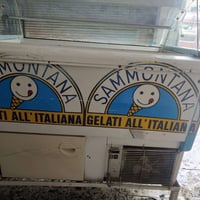 عارضة للبيع النوع إيطالي  تتسع 9 بلانكوات  السعر مليون و 100 و بيه مجا...