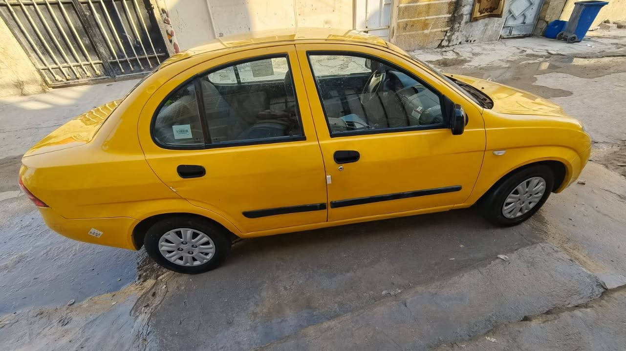 السلام عليكم طيبة للبيع موديل 2015 رقم انگليزي سيارة جاهزة محرك الكير ال 4 بيه خلل بنيد مصبوغ صدر جديد درايم شفت جديد باتري جديد تبريد شغال بس دگمه الحساس عاطله عنوان بغداد ***********
