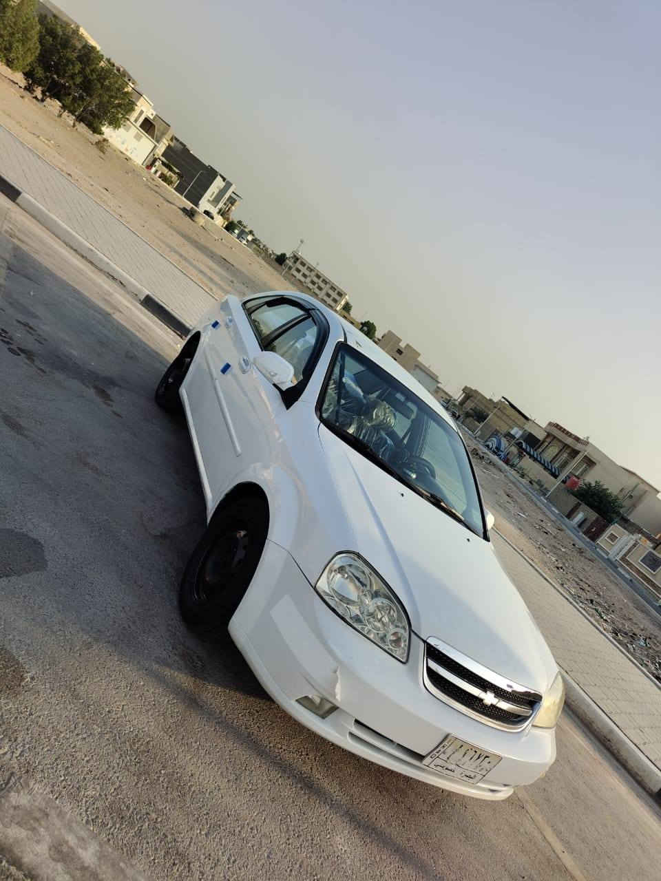 السلام عليكم اوبترا 2012 لون ابيض 
سياره كفاله كير. مكينه تبريد كله جديد
السياره مكفوله من الضربه والصبغ وسوناره كدامك وشوف 
دوشمه دواخل نضيفه حيل حداديه وتخم تايرات بحاله ممتازه السياره حره باسم ولد البصره شرط التحويل سنويته لل26 تنتهي مصفر غرامات ومن كلشي جاهزه السياره سعرها 84ورقه وبيه مجال للشراي مكاني البصره الزبير للاستفسار ***********
