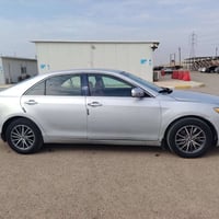 كامري موديل 2008 محرك 2400مكفول فول الفول رقم بغداد سعرها 85 رقم 07822...