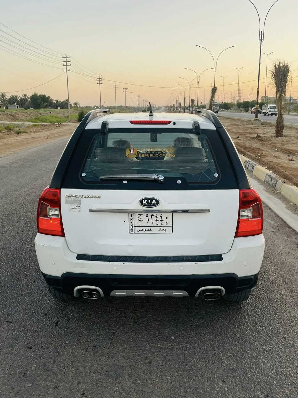 سبورتج موديل2009 خليجي فول مواصفات 1/1 كفاله عامه من كلشي من الرصعه من البارد والصبغ والضربه والتبديل شرط السونار حته الدعاميات كفاله عامه السياره ع وضع الشركه  
(كير +محرك+تبريد+تدفئه+حداديه ) خير من الله السياره مال جناي 
مكان السياره -كربلاء-الحسينه
السعر 123 وبيه مجال
للاستفسار  ***********
