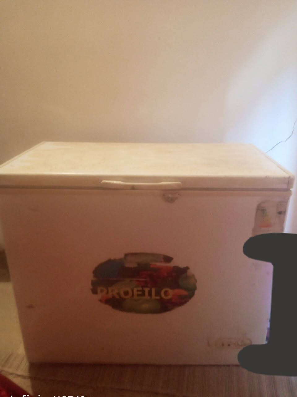 السلام عليكم يوجد غراض مال تعزيله محل  للبيع عارضه كبير شغال السعر 150 وبيها مجال والمجمد شغاله 13قدم
السعر 120 المكان تكريت القادسيه قرى وردي 
للاستفسار ***********
