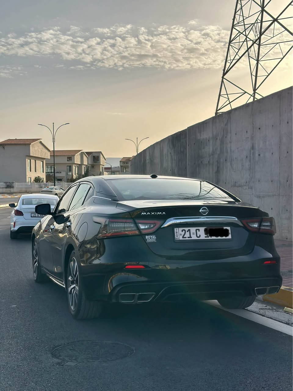 NISSAN MAXIMA 2020. S

مواصەفاتەکانی 
شەغال ، تحدید سرعە ،ڕادار ،ئۆتۆ ستۆپ ، کوشن کارەبا بەسمە ،شاشە ،کامێرە ،ماپ وکارپلەی ، دوگمەی سپۆڕت و تراکشن کۆنتڕۆڵی هەیە 🚀✅

یەک پارچە کلێرە ( تەنها پەمپە ) دوو پارچە گۆڕاوە بە بیلاد بێ ناوگرتن ✅ ، ئێرباگ بەس سوکان تەقیوە بیلادی دانراوەتەوە
گێڕو مەکینەی نەکراوەتەوە بەشەرت ✅

گێڕ ، مەکینە ، تەبرید ،تەقەو ڕەقە،  کارەباییات هەموو گیانی بەشەرت لەسەر دەقی بیلادیە هیچ مەسرەفی تیانە ✅

سەنەوی تا ٢٠٣٠ تازەیە تەحویل و وەکالە بەشەرت ✅

52000 مايل ڕۆشتووە ✅
سعری 127 گەڵا و مەجالێکی کەم 

ژمارە تلفون *********** السليمانية, العراق
