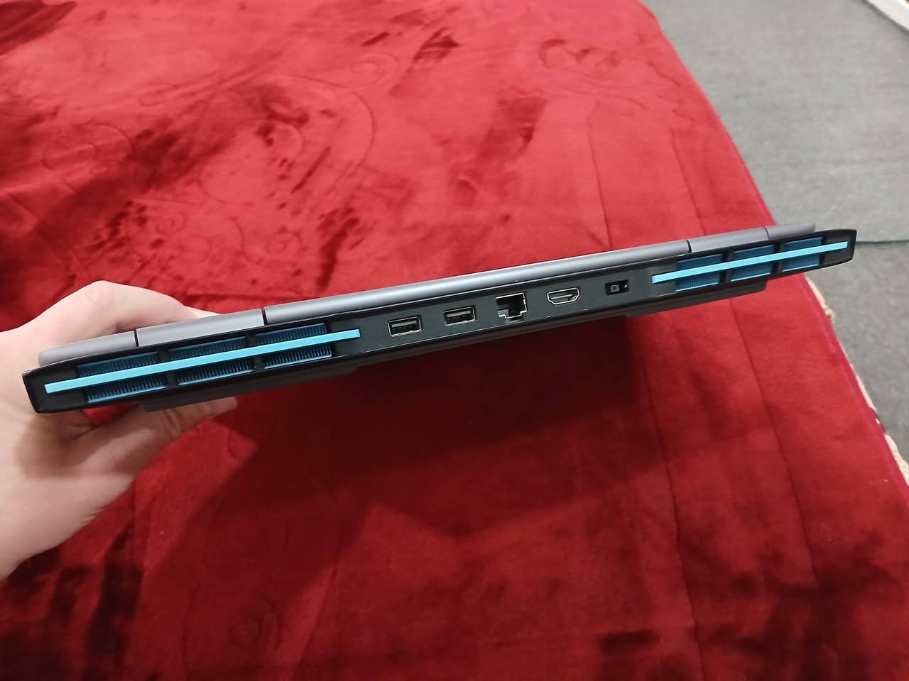 السلام عليكم
السعر ١٠٧٠ مليون وسبعين مكان بغداد ***********
الموصفات 
Lenovo 82xv
Ram 16 ddr 5 5200
Hard m.2 512 g
Cup i7 13620h 
Vga RTX 4050 6 g 95 w
Lcd 1080 full hd 144 h
