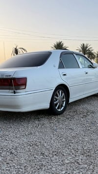 كراون • موديل ٢٠٠٠ • فتحة سلايت