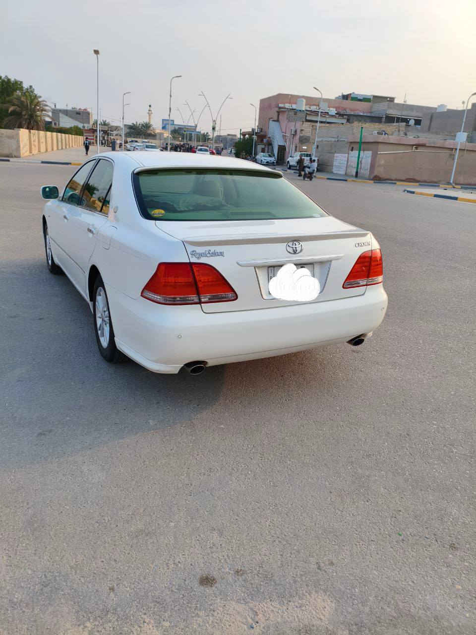 السلام عليكم شاهينه مديل 2004  دخول جديد مزاد ***********  كفاله عامه من كلشي شاصي 82 كشنات كهرباء ستيرن كهرباء حساسات أمامي وخلفي كامره خلفيه شاشه بلوتوث سهستم سماعات اربعه دمام سياره بل كارتون أحله من صور تحكمات ستيرن ام شباج اسود سبيره ما نازل ملاحظه سياره بسمي  مداور ثاني يوم بسمك السياره ستوا داخله دعاميات ام لحيه خلفي وأمامي سبايدر خلفي وعلى جامعه خلفيه مكان البصره وشراي ينتصل ويدلل الزبير, البصرة
