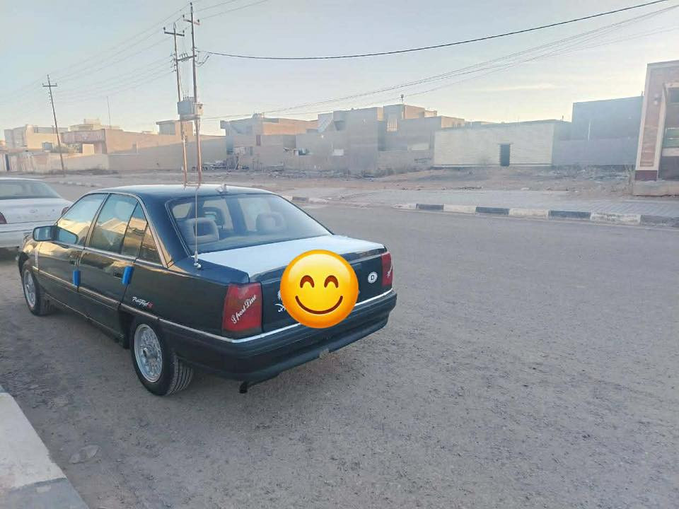 للبيع اوبل اوميكا ٩١ سياره جاهزه من كلشي فقط نقص بطانه سقف رقم انبار تحويل مباشر تخم تاير جديد تخم ويل كب جديد مصبوغه حديد سياره حلوه احلى من الصور مكاني الرمادي جزيره سعره ٣٥ وبيه مجال اتصل وتدلل***********
