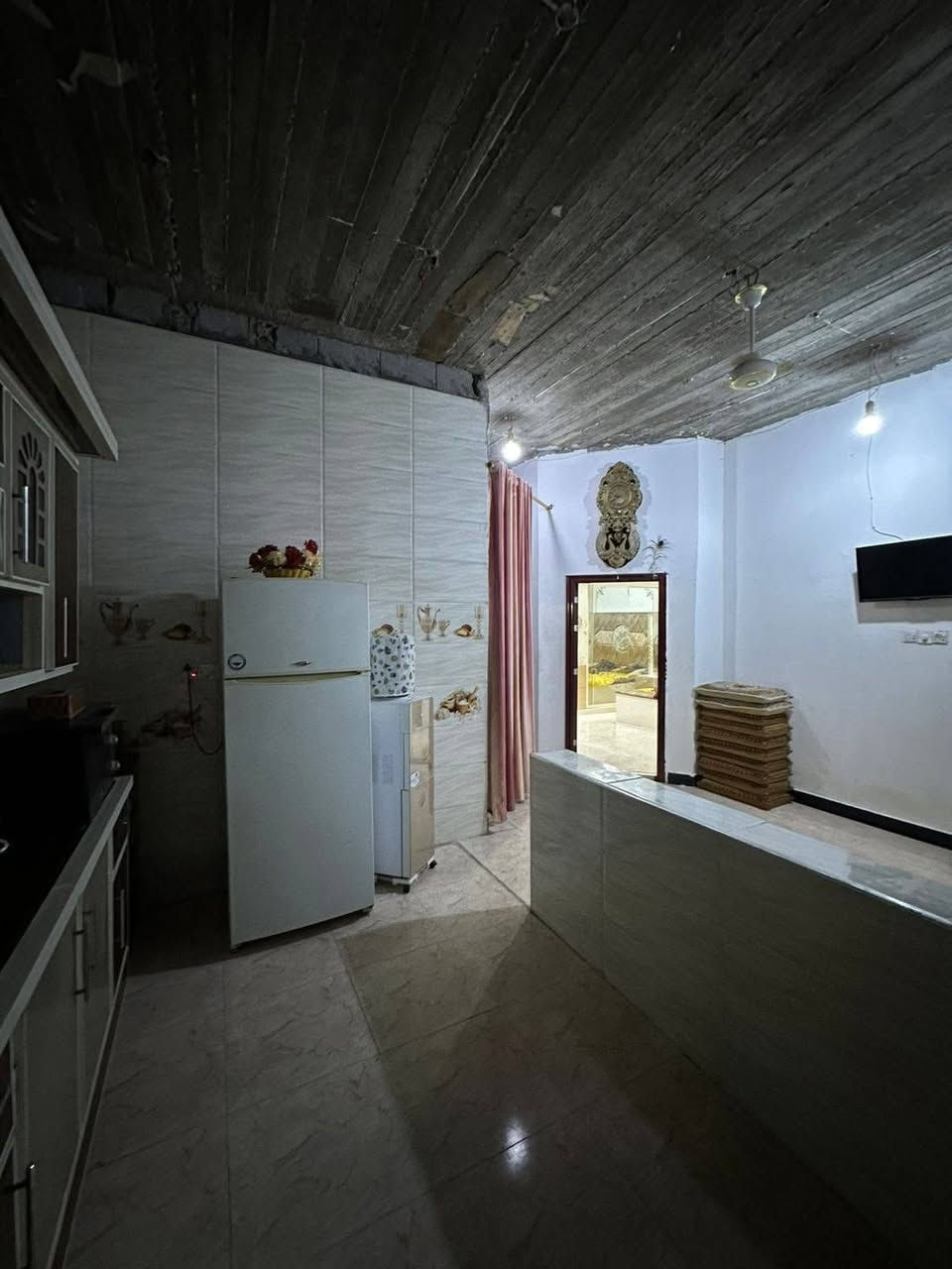 🏡 للبيع بيت سكني – أبو الخصيب / العوجة
السلام عليكم ورحمة الله وبركاته

بيت سكني بمساحة 100 متر مربع، موقع مميز في أبو الخصيب – العوجة.

🔹 يتكون من:

* غرفة كبيرة
* صالة
* ديوانية
* مطبخ
* حمام مع تواليت داخلي
* تواليت خارجي

📄 الطابو: زراعي عراقي

💰 السعر: 42 مليون دينار عراقي قابل للتفاوض

📞 للاستفسار والتواصل (اتصال أو واتساب):
***********

نسأل الله التوفيق للجميع
