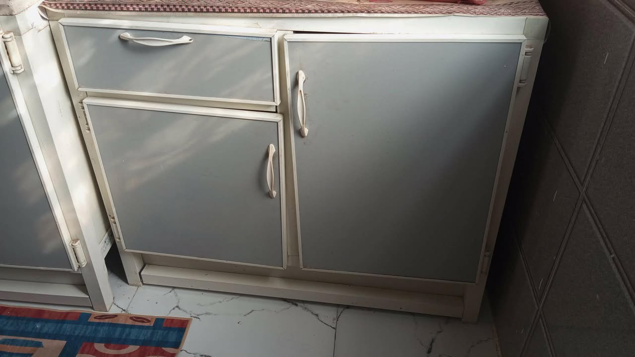 كاونتر 3قطع كاونتر متر وسنكي مرمر متر سعره 120وبيه مجال لشراي مكانه نجف


**إذا كنت صاحب هذا الإعلان وتريد حذفه لأي سبب، رجاءا أرسل رسالة إلى الدعم الفني**