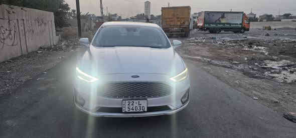 للبيع فورد فيوجن ٢٠١٩ هايبرد تيتانيوم رقم اربيل وبأسمي تحويل مباشر ورقم انكليزي حادثها مال امريكا جاملغ امامي يسار بدون دواخل ولا ايرباك وهنا بالعراق بيها طخة بسيطة جهة اليمين 
السيارة جاهزة من كلشي محرك وصدر وتايرات وتبريد وكلشي بيها شغال ومدوشمه جلد فوك الاصلي
 ماشية ١٣٦ الف كم 
اخوان السيارة هايبرد تيتانيوم يعني فول اقتصاد واعلى مواصفات بالفيوجن والجناي مالتها يعرف شنو مواصفاتها وصاحبها موظف واستعمالها  فقط للدوام
العنوان بغداد حي العامل
هاتف ***********
السعر ١٤٥ ورقة
ملاحظة / الشراي يتصل لان غير متواجد على النت
