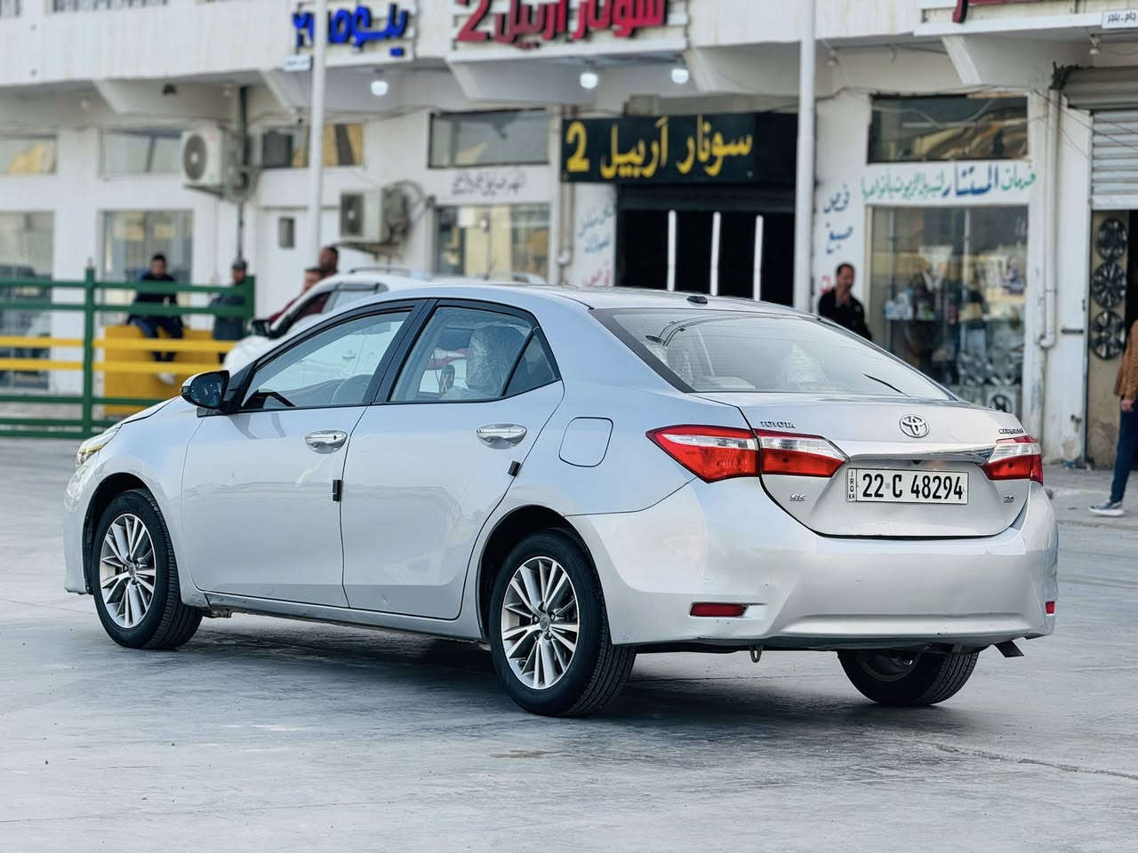 السلام عليكم
كورلا 2015 خليجي 

رقم أربيل الجديد 

تحويل وكاله ماكو مشكله 

5قطع صبغ بدون دواخل 

مكينه 2000 مامفتوحه 

كير كفاله 

تخم تاير 

كشر جديد 

داخل جديد 

مابيه اي نقص 

صدر خلفي امامي جديد 

سونار مرفوع في المنشور 

السعر 122وبيها مجال 

مكاني واسط قضاء الصويرة 

***********
