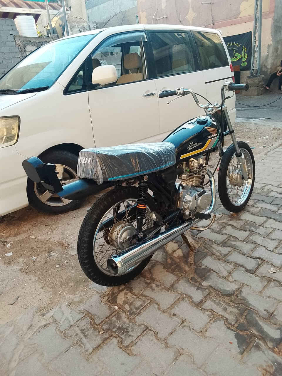 سلام عليكم درجة نامه شلامجه مكينه مفتوحة درجة تعمير جديد درجة رغم اسود سعر 850 غفل  مكان بصره القديمة ***********
