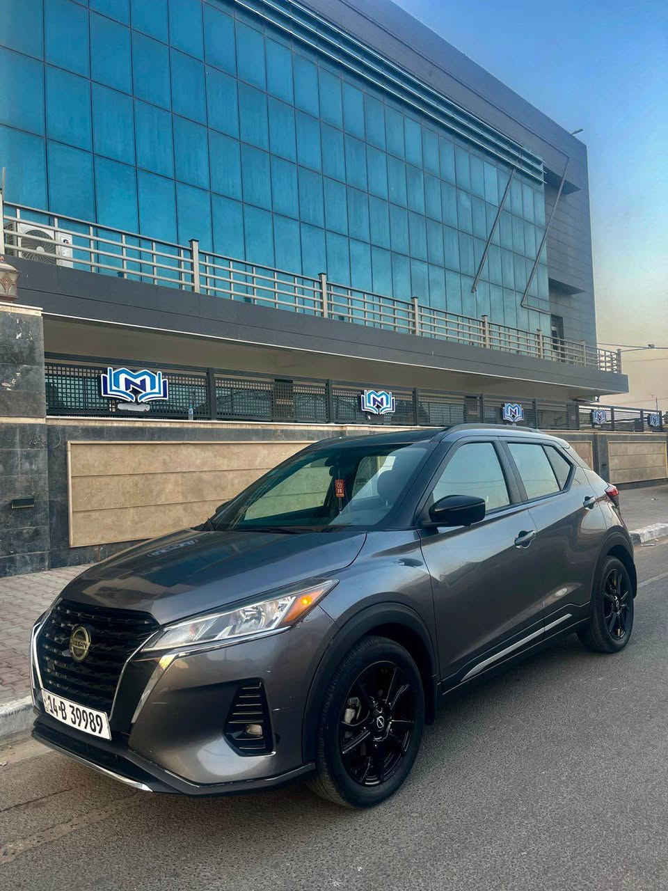 2023 نيسان كيكس
اربع اصابع صبغ من الجاملق وربع البنيد صبغ 
محرك1600 
رقم بصره حره باسمي 
رقم وهزه وسنويه جديده
مكان السياره بصره  
ماشيه 13 الف فقط على ايدي واستخدام شخصي 
 مواصفات :
ايكو +سبورت
رادار 
شاشه كار بلي 
تحكم ستيرن 
عينه دجتل 
تدفئه ستيرن +كشنات
تبريد ثلج 
تشغيل عن بعد 
4كامرات 360
حساسات  
اوتو هولد 
تحديد مسار وعدم الخروج من المسار 
--------
مكينه كير حداده كهربائيات كفاله من كلشي
السعر 155 وبيها مجال 
الرقم : *********** البصرة, العراق
