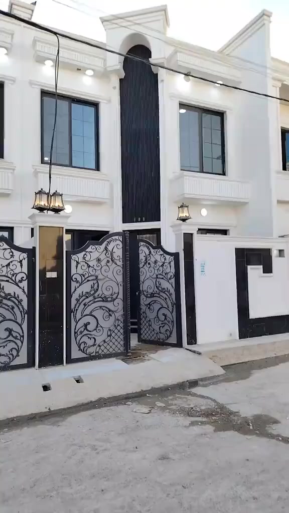 داران للبيع
الملايين الثانية

قرب جامع أهل القرآن

المدخل مقابل المول الهيكَل

المساحة 100 م واجهة 6 م

غرف نوم واستقبال وصاله ومطبخ وصحيات
ط2)) 3 غرف نوم وصاله وصحيات
  
خدمات كامله ماء كهرباء تبليط

تسليم الدار فوري 

سند زراعي قرار 25

للاستفسار أكثر اتصل على الأرقام او 

 مراجعة مكتب الدار الكائن في بناء الجاهز مقابل الكمرك 

***********

***********
