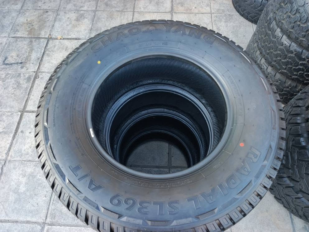 توفر حالياً لدى محلات Your Tires - القواسمي -
🛞 طقم إطارات CHAO YANG A/T الخيار المثالي للطرق المعبدة والاستخدامات البرية الخفيفة، بجودة عالية ومواصفات مميزة.
📏 المقاس: 265/70R17
📅 تاريخ الإنتاج: 2025

✅ A/T (All Terrain)

✅ مدعّم من الجوانب بتقنية T.M (Tear Resistant) المقاومة للتمزق وحماية أفضل في الطرق الوعرة

✅ ممشى قليل جداً

✅ تصنيف جودة AA

✅ معدل تآكل 500 لعمر استخدام أطول

✅ كفالة خطية لمدة سنة

📍 البيادر – شارع الصناعة الرئيسي – بعد إشارات كازية المناصير
📞 إيهاب القواسمي
0798684833


**إذا كنت صاحب هذا الإعلان وتريد حذفه لأي سبب، رجاءا أرسل رسالة إلى الدعم الفني**