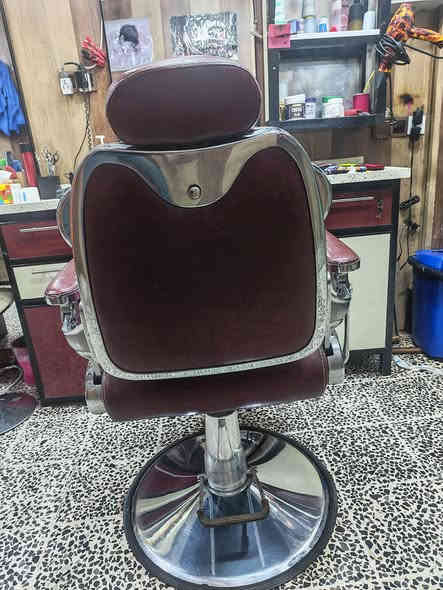 كرسي أخو جديد كلة شغال للبيع ***********
