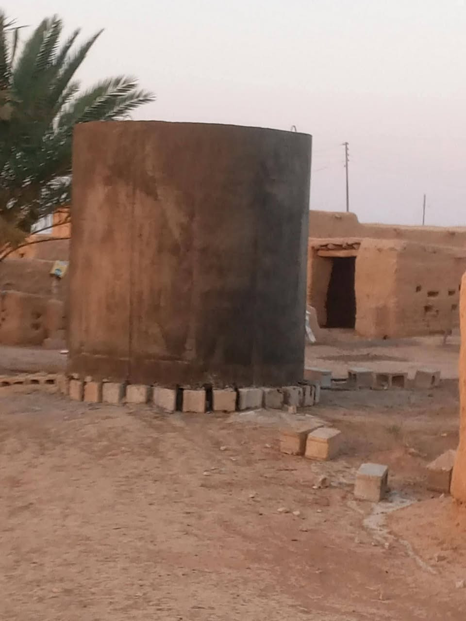 سلام عليكم يوجد لدينا قالب قصطل ماء يوسع ٨ الف لتر معه كادر كامل
العنده صب رباط.  او اساس. او صب ارضية بيت مراسلة الصفحة او الاتصال على هذا الرقام ***********
‏‪***********‬‏
 احنا حاضرين ان شاءالله مانقصر ابد بتسهيل من الله...
