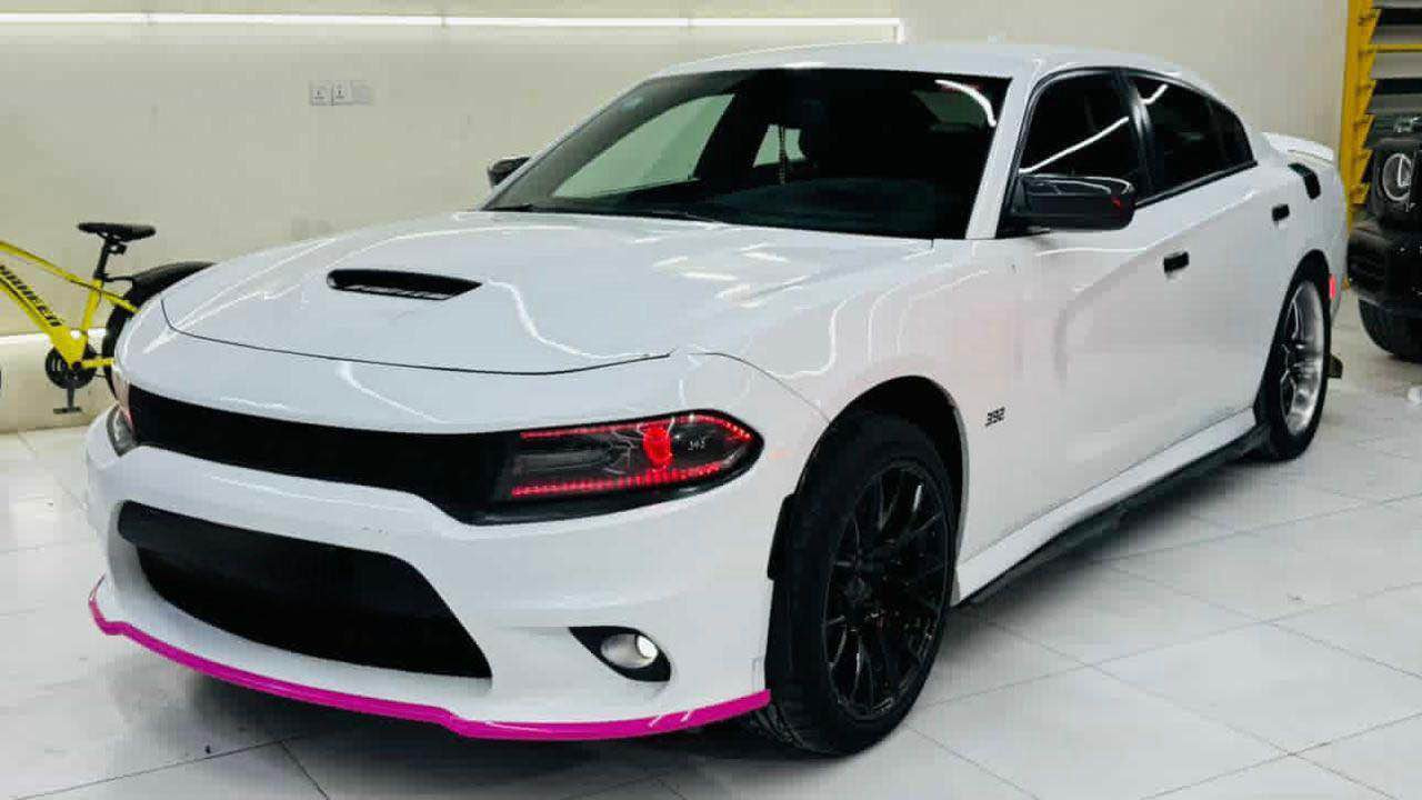 سلام عليكم جارجر 2019  رقم بصره تحويل ثاني يوم 
محركه 5700
موصفات RT
فول موصفات ماعده الفتح
كشنات كهربائيه
شفتات ستيرن 
كشنات جلد تدفه وتبريد 
سياره جديده مناقصه اي شي
الحادث مرفق بلصور
فقط بيه جاملق مصبوغ ماله بلادي  والجاملق الثاني بارد
  كما موضح بلصور. 
السعر (180)$ وبيه مجال

للاستفسار الاتصال
*********** الزبير, البصرة
