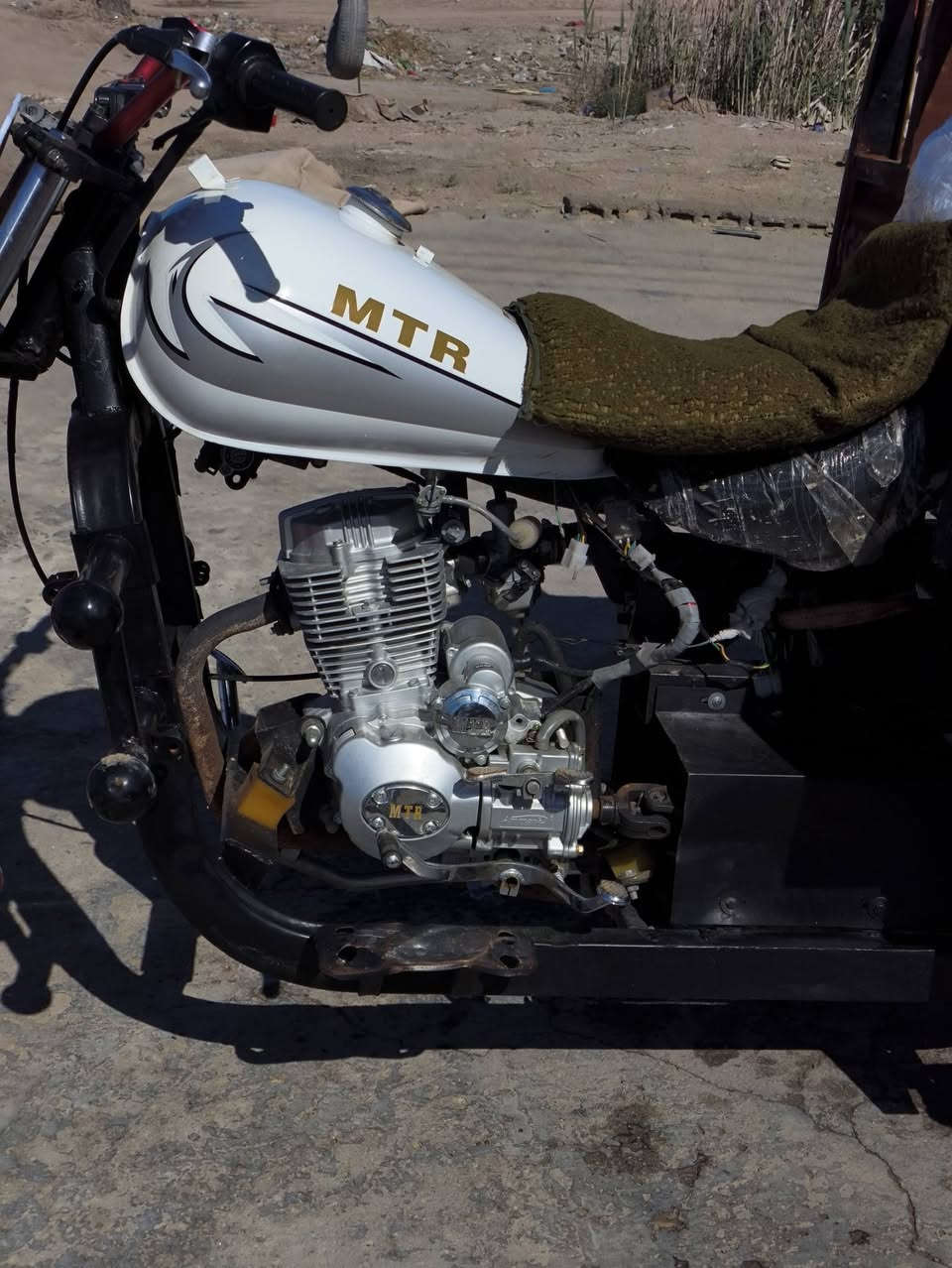 سلام عليكم ستوته MTR للبيع سوته تعمريه كله جديد محرك كسر كارتون اكسن جديد تواير جدد شاصي كفاله عامه ستوته صالهاا شهر من معمره   .ألسعرر 975 المكان بصره هارثه  ***********
