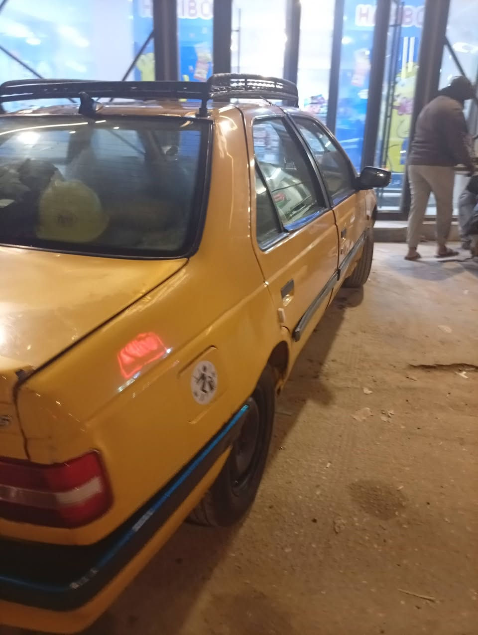 سلام عليكم بيجو للبيع في بابل موديل ٢٠١٠ كير ومحرك نضاف سنويه لل٢٧باسمي بيه طخه بل حوض سعر٢٧ ***********
