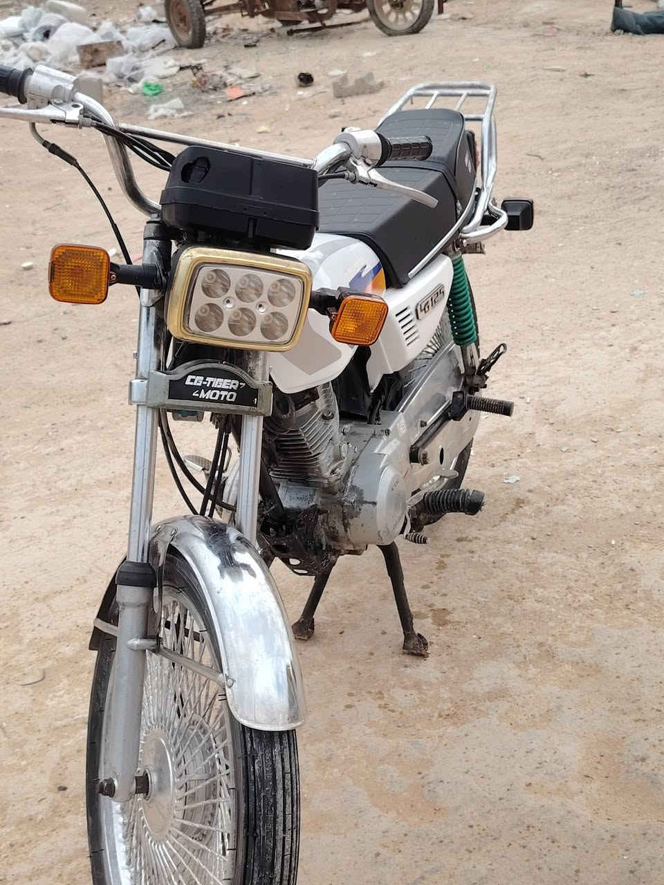 سلام عليكم دراجه للبيع مديل 2018 أوراق اصولي مكينه 23 تايرات جدد كهربأيات كله جديد مكفوله كفاله عامه سعر 450 للتصال ***********
