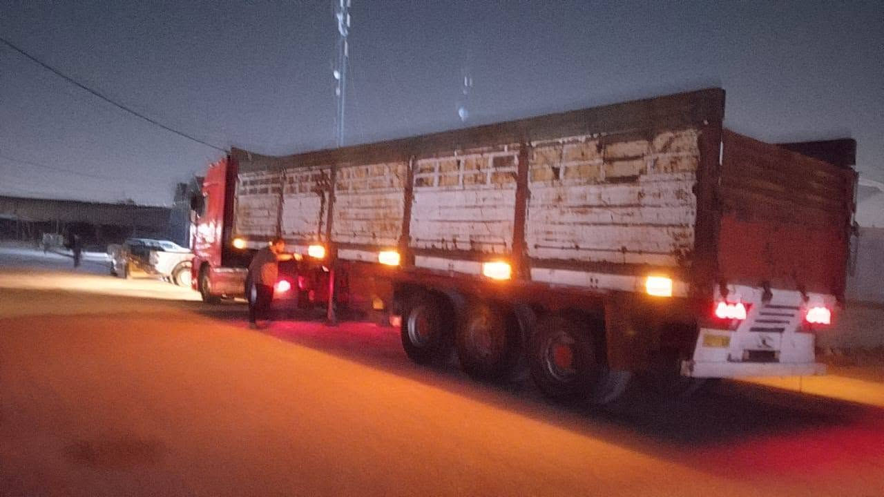 عربانه جناب ٣ دناكير سربس برينه جاهزه للعمل مكانه النجف السعر ٨٥ وبيه مجال الشراي يتصل ***********

