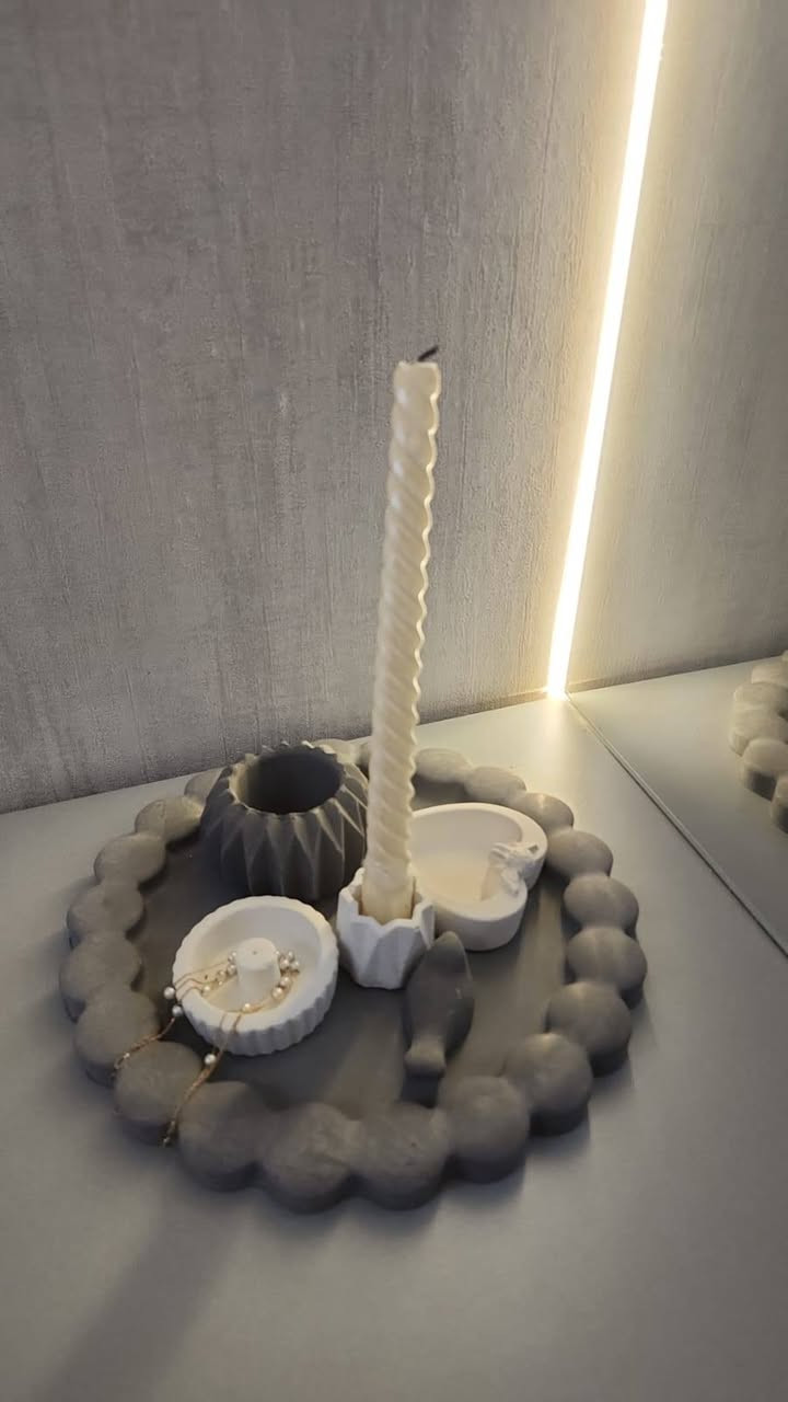 تحفيات للبخور والشموع فقط ب٨٠٠٠ السيت ٣ قطع و البقية ١٠٠٠٠ مع بخور مجاني وتوصيل مجاني دهوك وكافة محافظات العراق 
للطلب مراسلة الصفحه او على الواتساب 
***********
