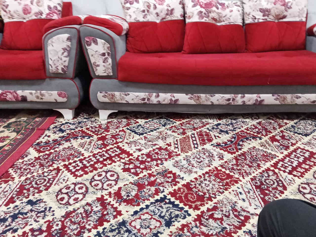 سلام عليكم 
تخم لبيع السعر 300 وبي مجال المكان في كربلاء 
***********
