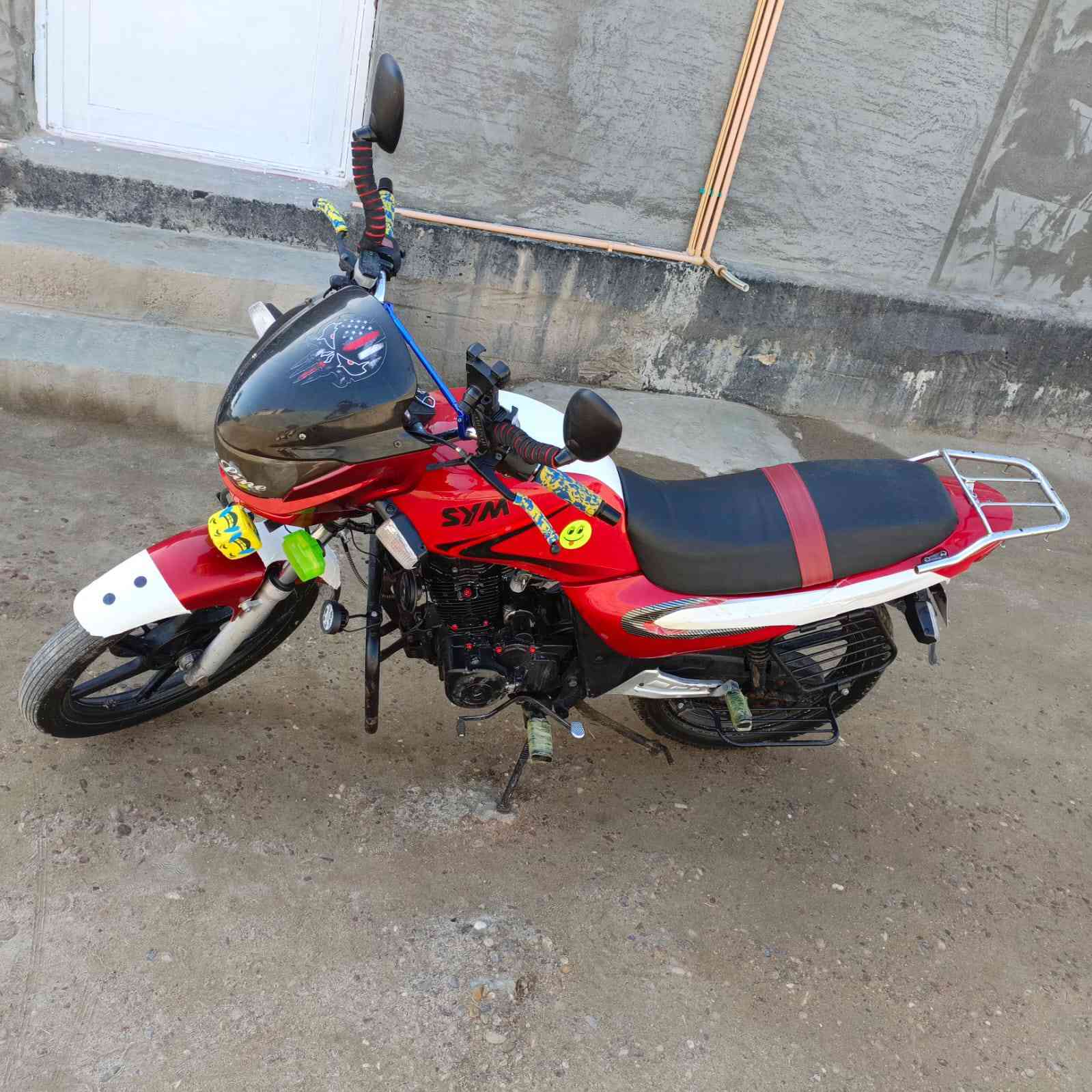 سلام عليكم موطور سايم للبيع 2012مگمرك نضيف كهربائيات كله شغال سعر 650وبي مجال مكاني  جزيره الخالديه اتصل ***********مكلف بنشر
