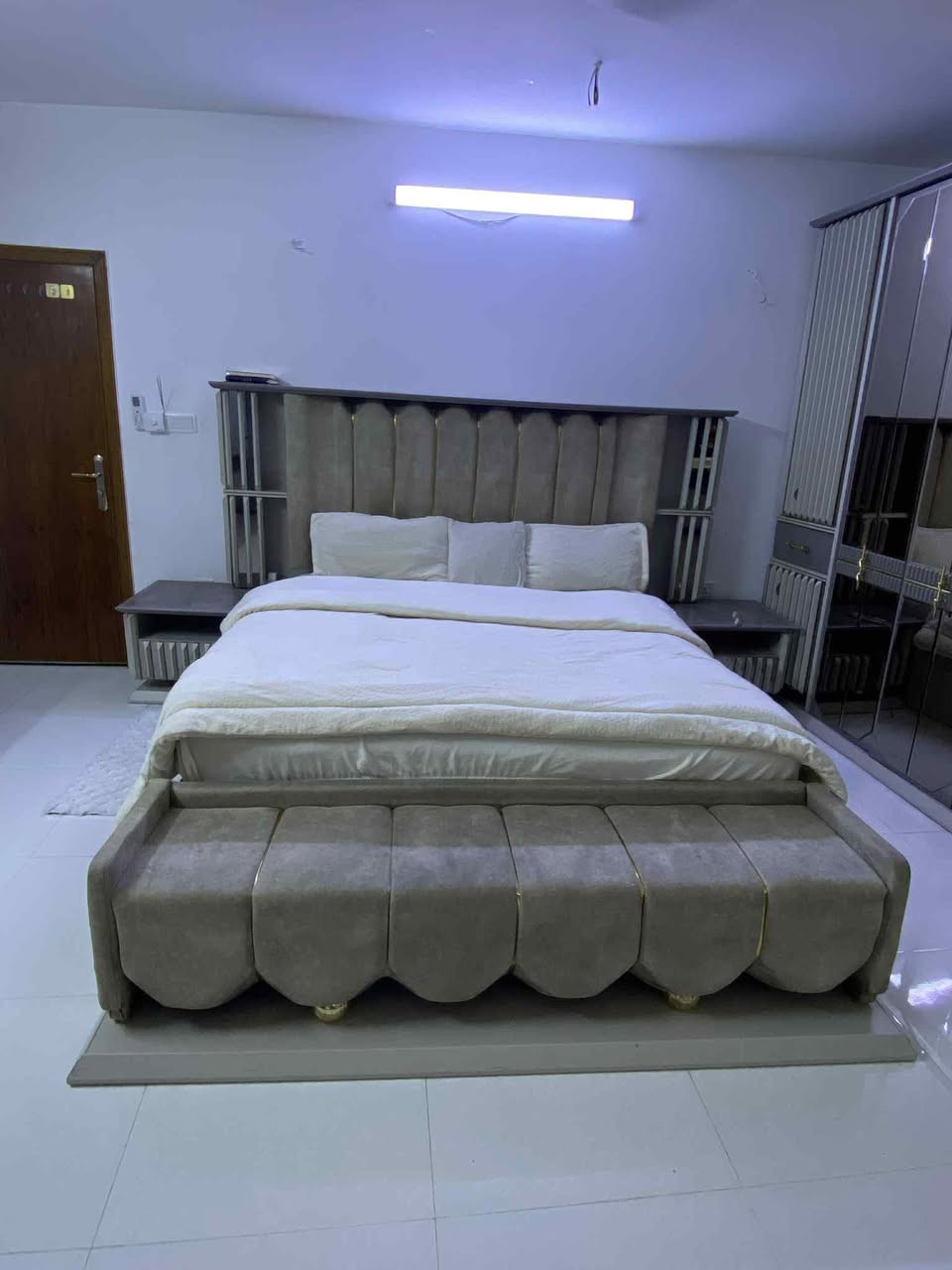 غرفه للبيع سعر البيع مليون وربع قفل مكانها بغداد ماخذيهه ب٤ملاين نضيفه


**إذا كنت صاحب هذا الإعلان وتريد حذفه لأي سبب، رجاءا أرسل رسالة إلى الدعم الفني**