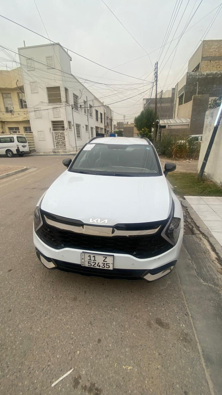 كيا سبورتاج 2025 

 KIA SPORTAGE 2025 

 خليجي 

 الموديل 2025

 سعة المحرك 2.0L

 مرتبط بناقل حركة أوتو 6 نمر

 عدد AIR BAG 2 

 حساسات أمامية 

 حساسات خلفية

 لايت زينون + LED

 كشافات 

 بك لايت LED

 حجم الاطار 235/50R19

 ويل كب 19

 4 دسك

 ماسحة خلفية

 اريل نفكيتر 

 مفتاح التشغيل بصمة

 تشغيل عن بعد 

 فتح الصندوق كهرباء 

 دشبول شاشة 

 شاشة Apple Car play

 كاميرا دوارة 

 المقاعد مخمل  

 حركة المقاعد الأمامية كهرباء

 تدفئة المقاعد الأمامية 

 تدفئة المقود 

 مثبت السرعة Cruise

 المودات والأوامر الصوتية

 أوضاع القيادة  Drive Mode

 فحص أنظمة السيارة 

 حساسات ضغط اطارات 

 مقود جلد حياكة 

 شفتات مقود

 قطعتين تبريد

 هاند بريك كهرباء 

 ا ABS 

ا Auto Hold   أوتو هولد

ا ISOFIX  مثبت مقعد الطفل

 نظام مانع الانزلاق

 نظام نزول المنحدرات 

 اشارة في المرايا الجانبية

 مخرج منفذ الطاقة 

 ا  Bluetooth 

 شاحن هاتف Wireless 

 ضمان خمس سنوات أو 100,000 km / ضمان المجموعة الدولية

***********

***********
