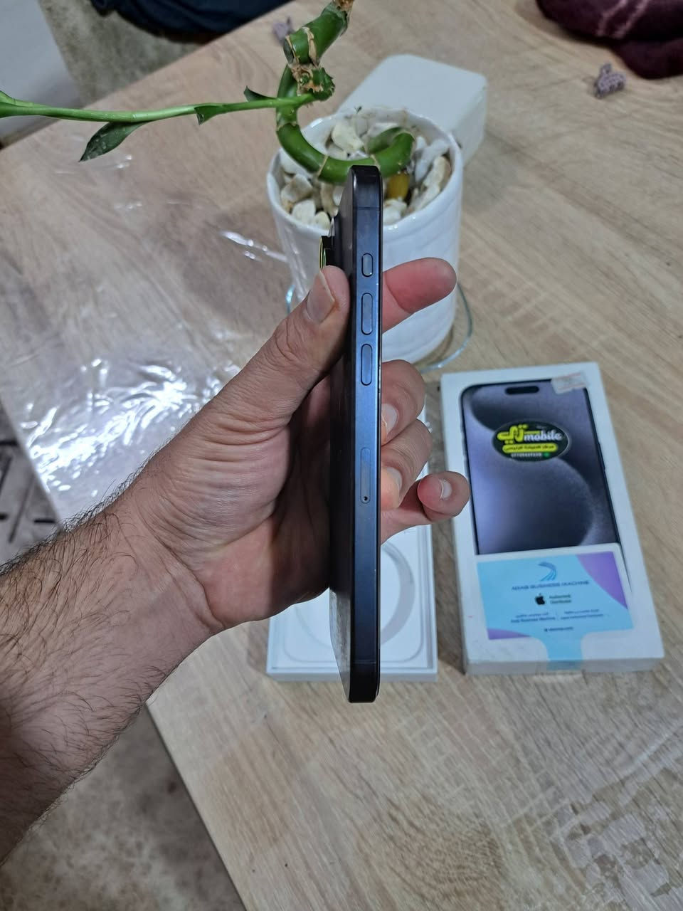 IPHONE 15 PROMAX  
 نرخى 900   هه زار 
زاكيره 256  باترى 96
 خاوينى 95% 
جامى كاميره ى درزيكى بجوكى تيايه 
كامل  ئه شيا بي عه يب  و نه كراوه به زه مان 2رؤژ  گه ياندن هه يه
شوين كركوك 
***********
***********
------------------------------------------------------------------------------------
IPHONE 15 PROMAX 
سعره 900 الف 
ذاكره 256  بطارية🔋 96
  نظافه 95%
جام مال كاميرا بي فطر صغير ماماثر ع كاميرا   
 غراضه كامل مابيه عيب خطين  و مامفتوح  بضمان يومين الفحص
متوفر توصيل
مكانى كركوك 
***********
***********
