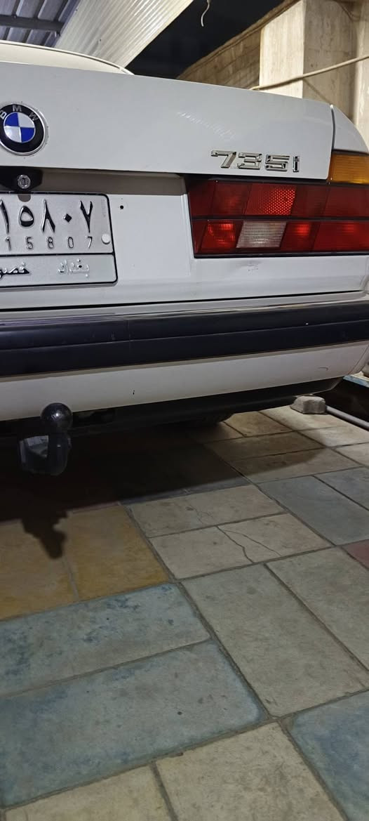 السلام عليكم اخوان بي ام موديل 91 حجم 735 بغداد رقم جديد الانكليزي بيهه قطعتين صبغ بدون دواخل بلخارج مصبوغ كشنات تدفئه تبريد وارد ياباني محرك مفتوح مو مسكر حجم 3.5 السعر 75 مجال بسيط الاتصال *********** مكان بغداد
