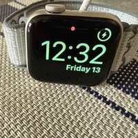Apple Watch SE 3 • ٤٠ ملم GPS • استعمال اسبوع
