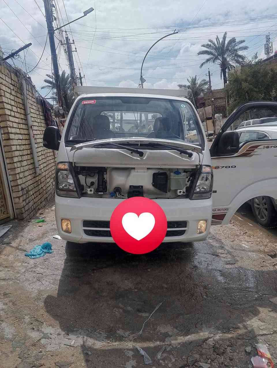 السلام عليكم كيا حمل بنكو مديل 20سياره جديده ما متعوبه كير وكسل ومكينه مكفوله كفاله عامه بلاديه مابيه صبخ ولا ضربه كلا وضع شركه سياره خير من الله بسمي رقم الجديد بغداد 11بيعه بدون محجر وذه درتون لمحجر بيه عادي سعره 129وبيه مجال شي قليل مكاني بغداد الشعب حي وار هذه رقمي للتواصل ***********
