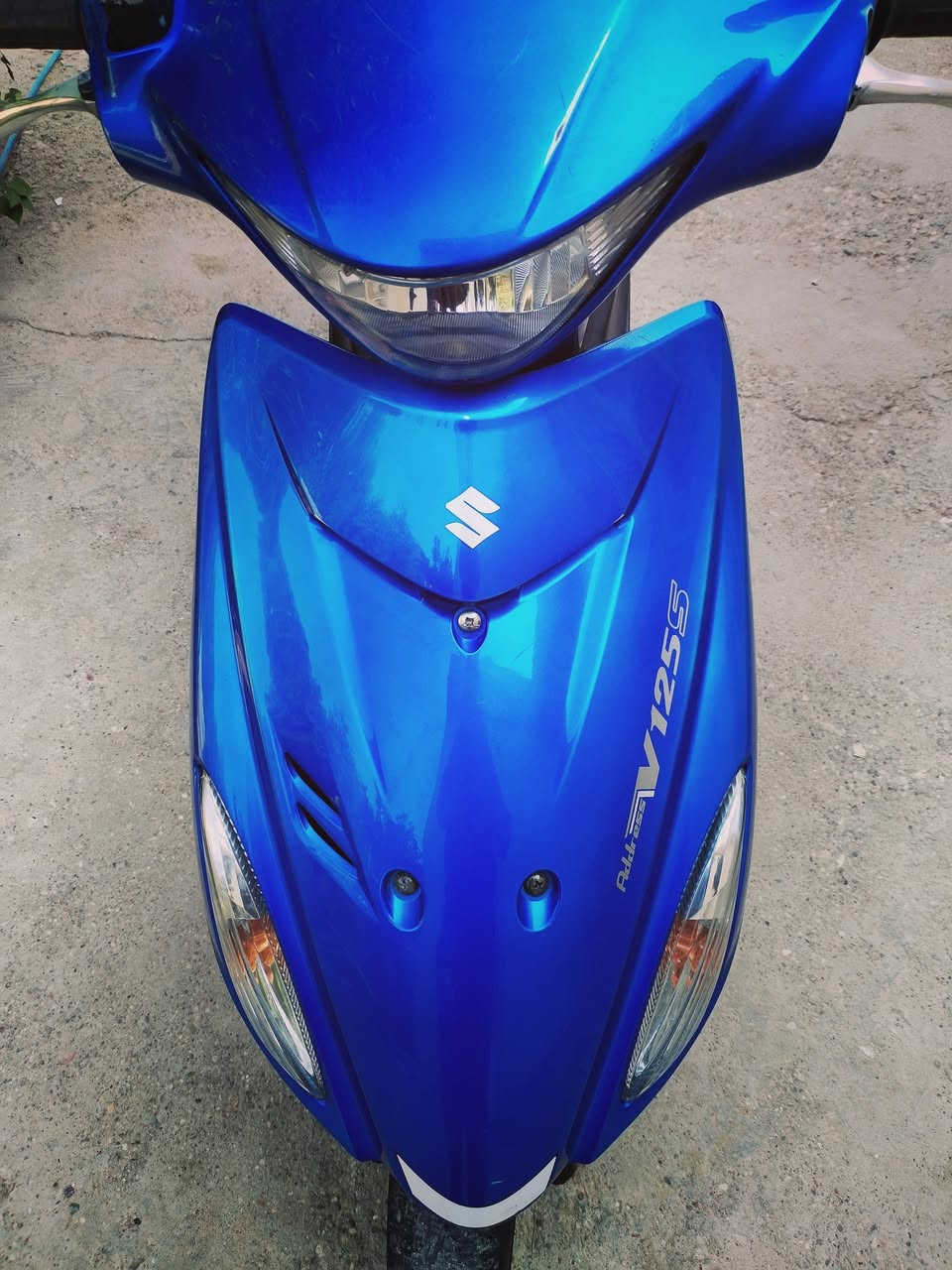 سلام عليكم شباب
. دراجه ادرس حديث ياباني للبيع خير من الله شلعه معدل فول كهربائيات شغاله حساسات شغاله نقصه بس دشبول فقط والباقي مكفول الكفرات مكفولات للاستفسار الاتصال على الرقم *********** او خاص موجود
