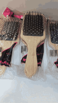 سلام عليكم زبائننا الكرام 🪬
تم توفير فرشة خشب مخصصة للرسم بجودة ممتازة وسعر تنافسي 🎨
مناسبة للهواة والمحترفين

📦 متوفر الآن
📲 للحجز والاستفسار مراسلتنا على الواتساب:
☎️ ***********

إذا تحب أخليه أقصر، أو أضيف توصيل / موقع المحل، رتبّه إلك حسب المنصة (فيسبوك أو إنستغرام).
