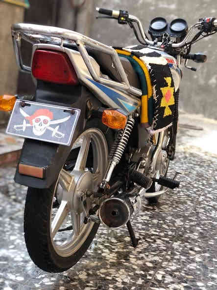 سلام عليكم دايون 2019اوراق اصولي وصل معرض معرض موجود شرط الترقيم مكينه جديده دراجه ماناقصه شي شلعه معدل اتخبل تجي وتفحص السعر  950اوبيه مجال ***********
