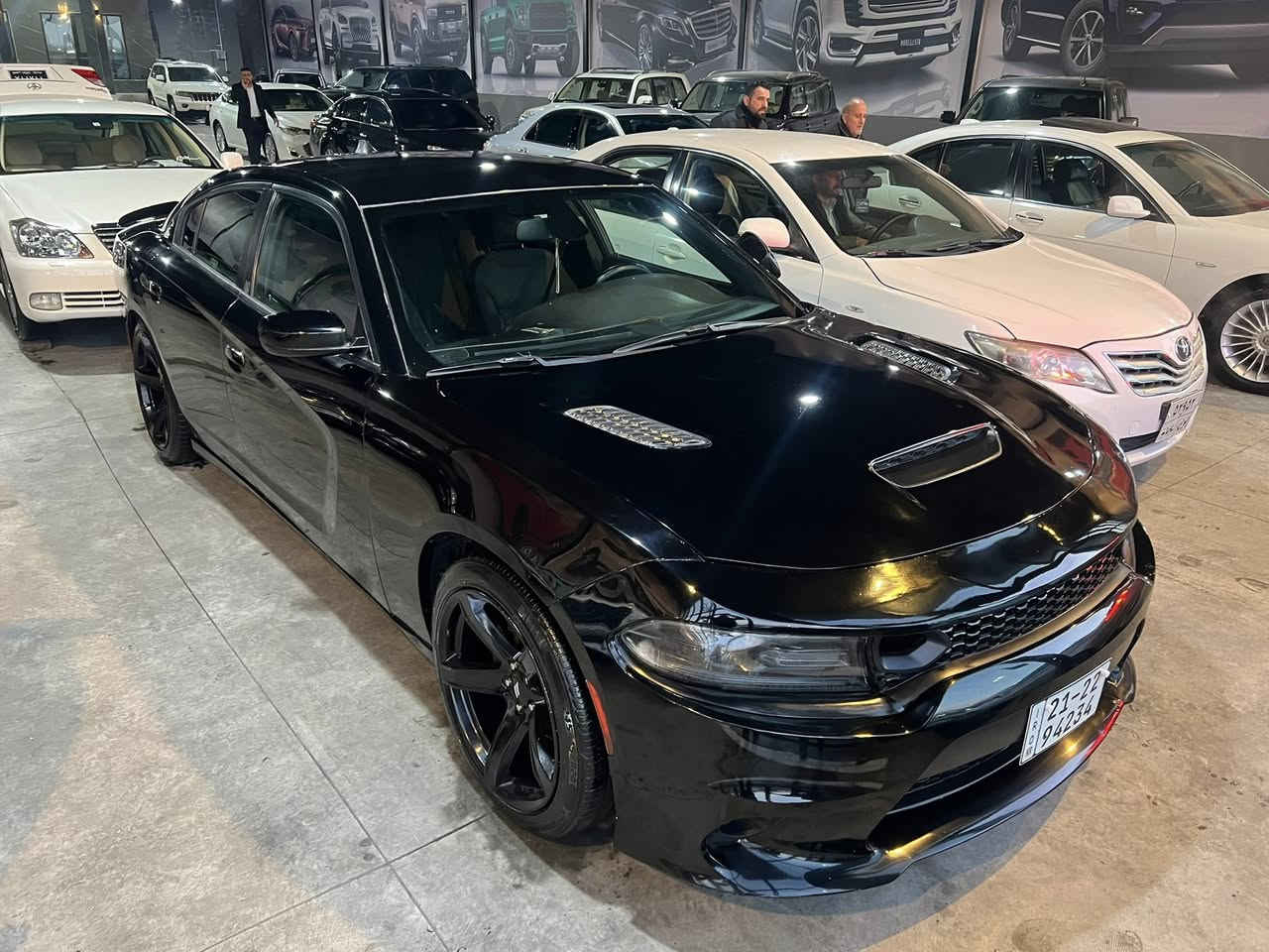 Dodge 2017
ساخە سەیارەکە
 ٦ بستۆن
علوج بێ ڕەقەمی دوبەی
لۆک لۆکە
پشت و پێشی کراوە بە SRT
تایە و ویلی هێڵکات
دو پارچە و پەڵەیەک بۆیاخ
سەیارەکە بێ شوخت و بێ چاڵ
بێ سارد
١١٧ گەڵا و معامەلەیەکی برایانە
***********
