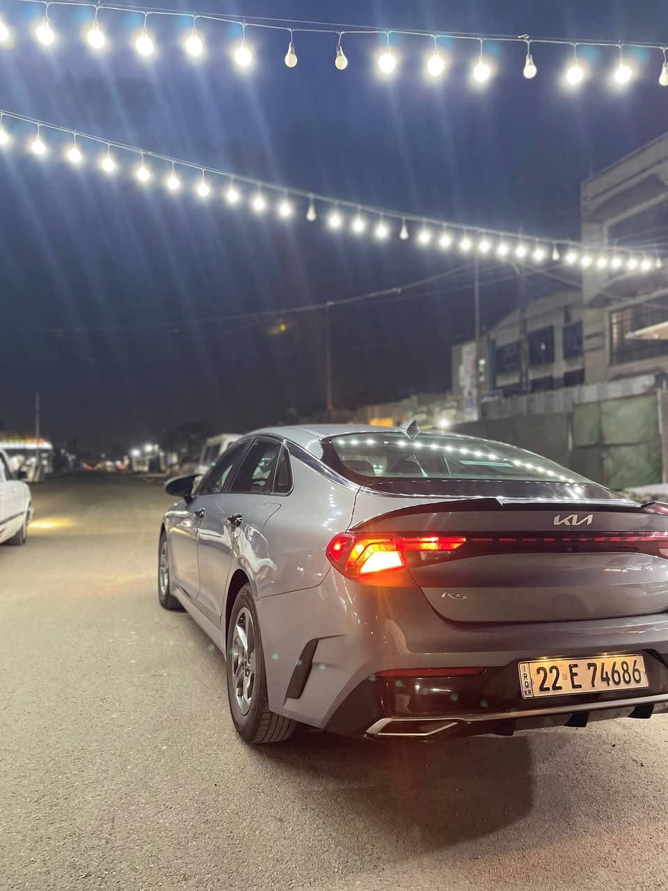 سلام عليكم 

للبيع k5
وارد امريكي 
حادثها جاملغ وشوية من البنيد 
مواصفات 
كامرة 
شاشة 
بصمه 
محرك 1.6 تيربو 
سايد بريك دكمه 
اوتو هولد 
السيارة كير محرك تبريد كلة مكفول 
رقم اربيل بسمي  تحويل ثاني يوم 
مكاني بغداد البلديات شارع الحشد 
للاستفسار ***********
السعر :155 وبيها مجال
