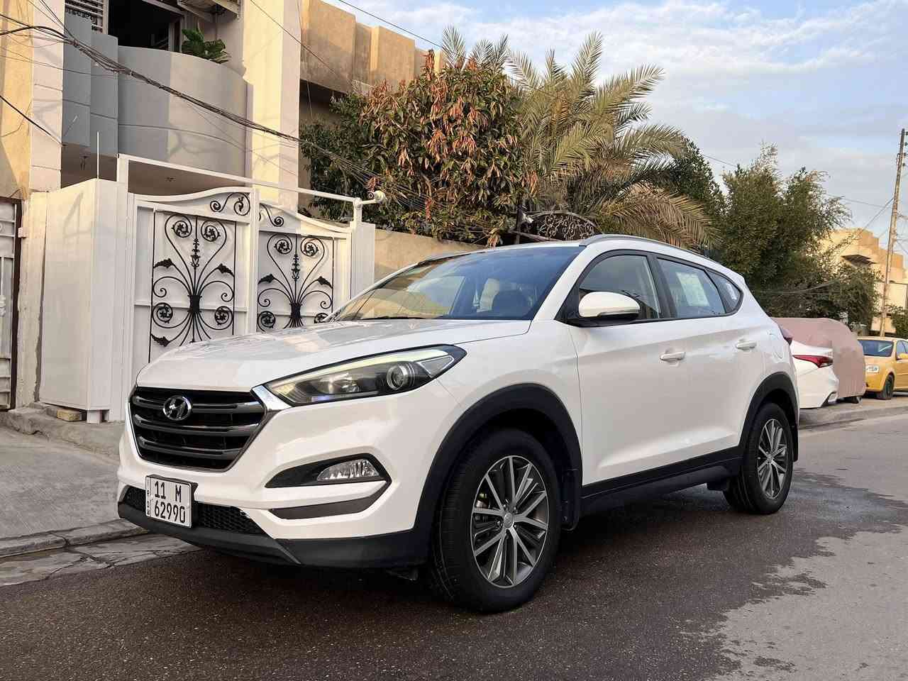 سلام عليكم توسان 2016 خليجي كامله بدون نقص تخم تاير باتري جديد كير مكينه تبريد ثلج رقم بغداد بسمي سنويه ورقم جديد مكينه 2000 دوش السياره لد امامي ويل كروم تحكمات فول تبريد قطعتين كامره مكفوله من الصبغ عدا تكحيل كارت بسيط السعر 170$ وبيه مجال بسيط مكان السياره المنصور 
‭0771 429 3525‬
