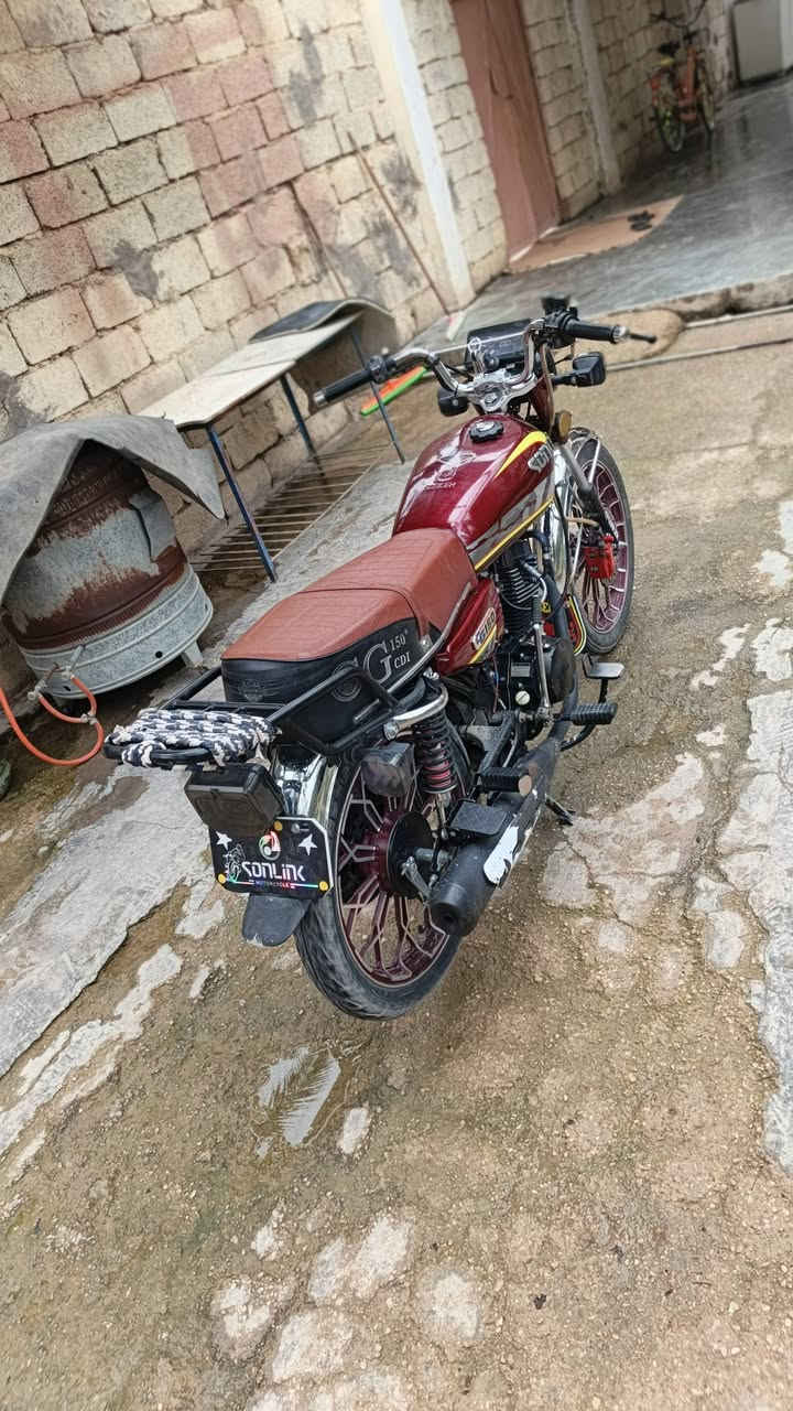 سلام عليكم
مطور 2024لبيع ومراوس حسب القناعه
محرك 150اسود نهايته 750ما بي مجال 
***********خاص موجود+
